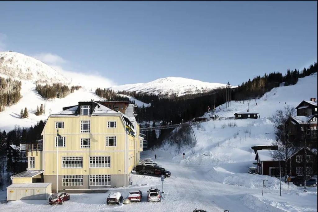 Chic Are Apt For 6 Ski-In-Ski-Out With Sauna Ngoại thất bức ảnh